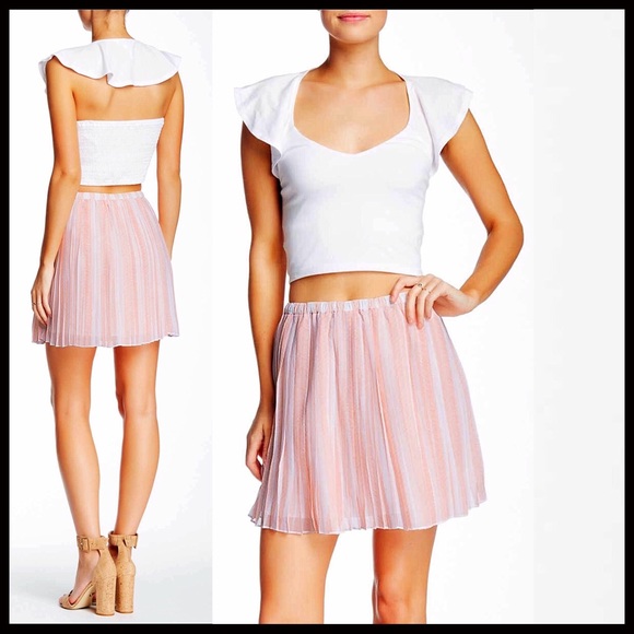 BCBGENERATION PLEATED CHIFFON PASTEL MINI SKIRT - Picture 4 of 8